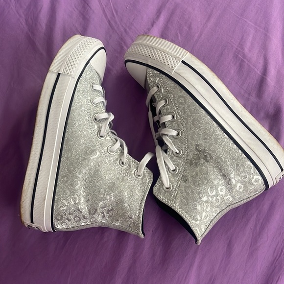 SOLD*** Cheetah print converse platforms - Picture 2 of 6